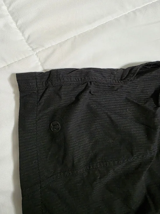 lululemon Dance Studio Shorts NWOT - Picture 3 of 4
